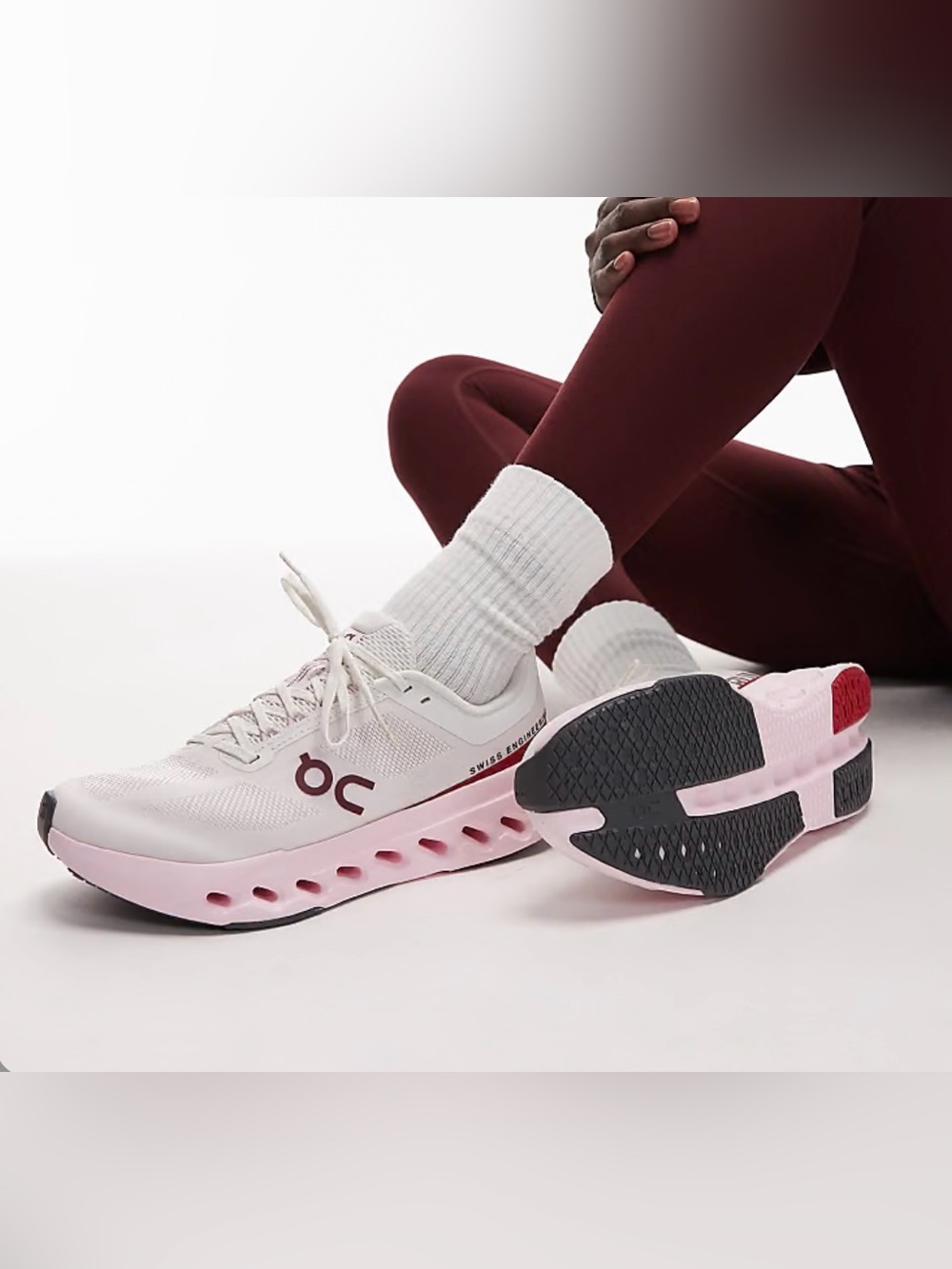 ON Cloudsurfer Next Sneakers - Picture 3 of 16